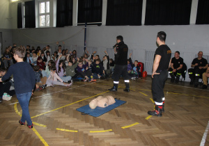 pokaz pierwszej pomocy